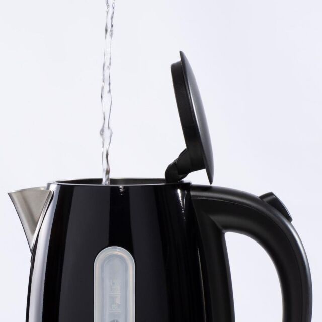 Daewoo SDA1684GE Kensington 1.7L 3KW Black Jug Kettle