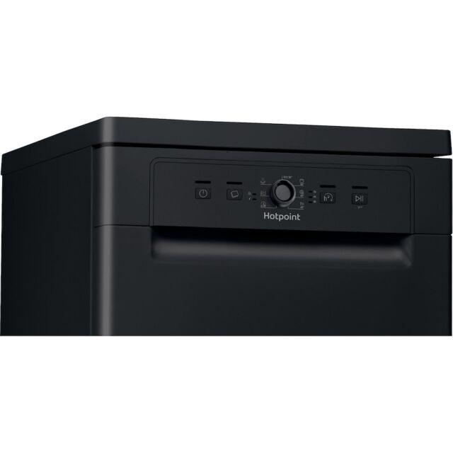 Hotpoint dishwasher: slim, black