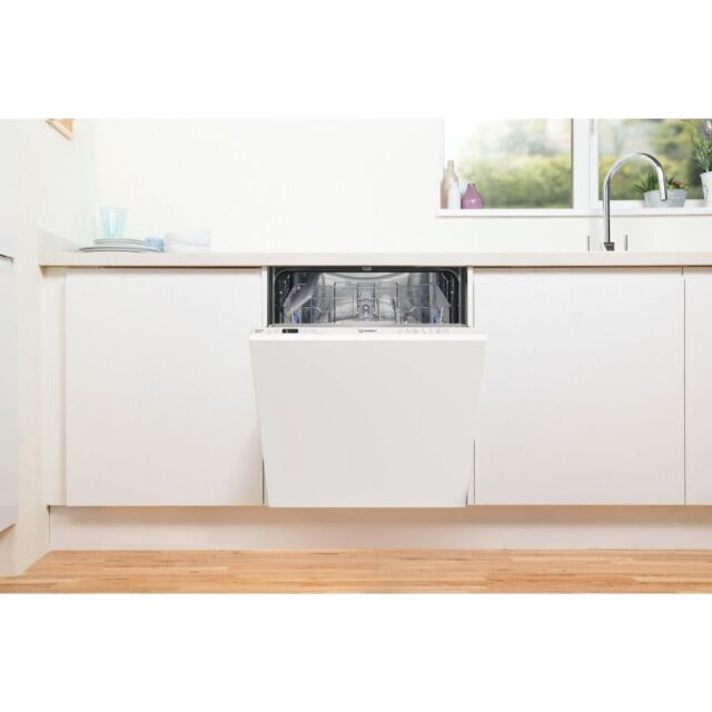 Indesit DIC3B16UK Integrated Dishwasher