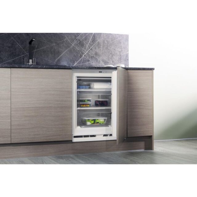 Hotpoint HZ A1.UK 1 Integrated Freezer
