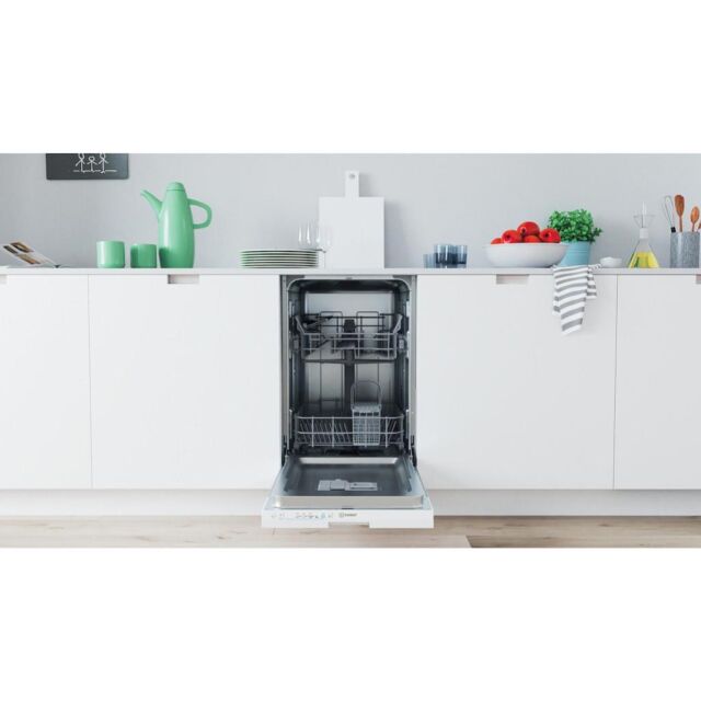 Indesit IN2ID10CS80UK Built-In 60cm Dishwasher