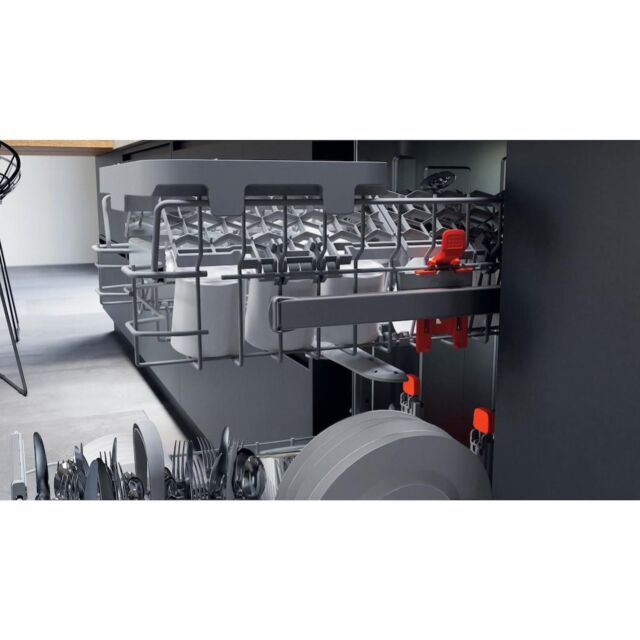 Hotpoint HSIO 3T223 WCE UK N Integrated Slimline Dishwasher - Silver