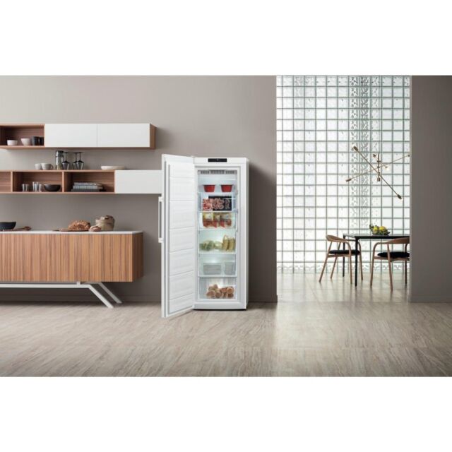 Hotpoint UH6 F1C W 1 Freezer - White
