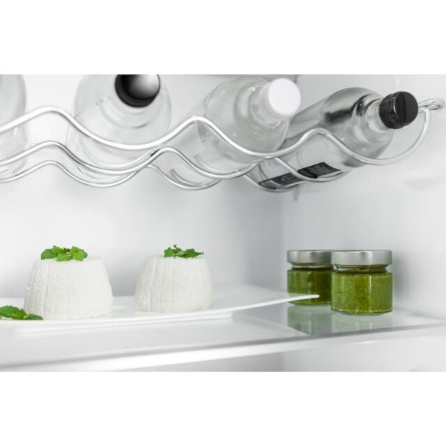 Hotpoint HSZ 18011 UK Integrated Fridge