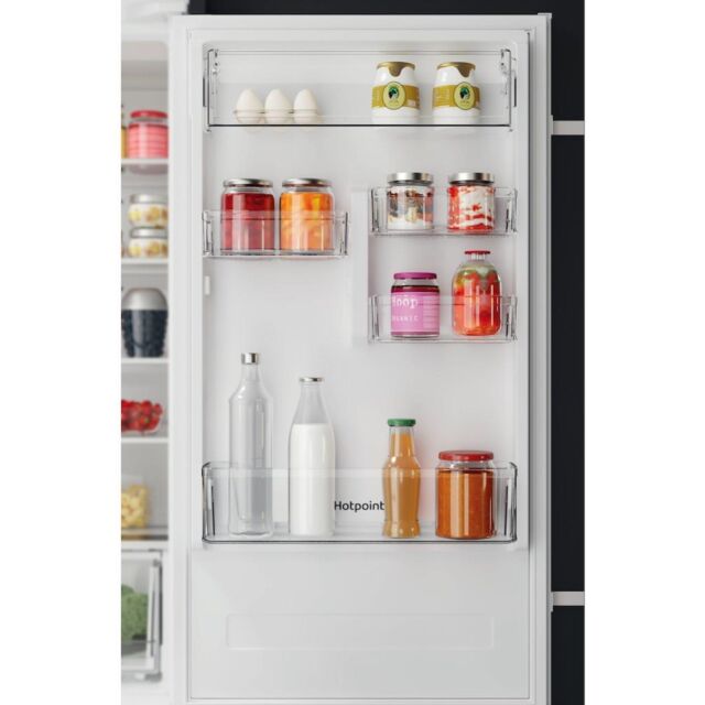 Hotpoint HTC18 T311 UK Integrated Fridge Freezer