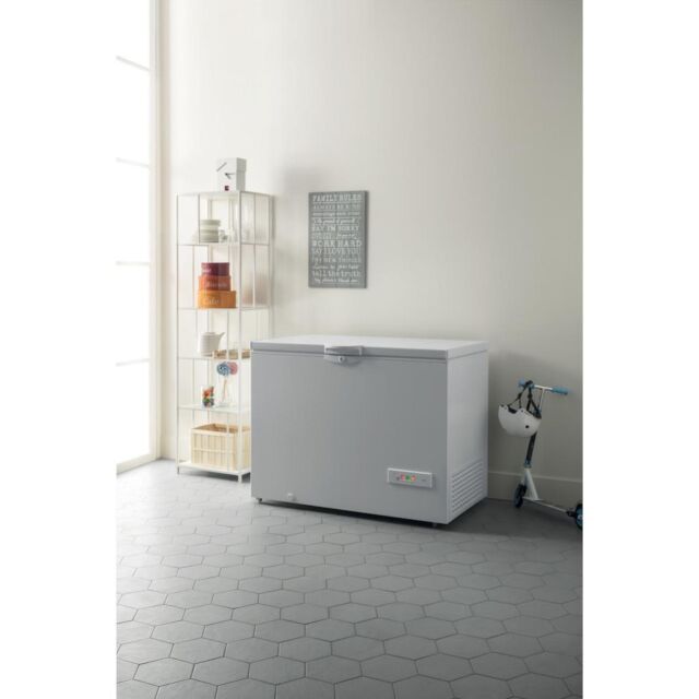 Indesit OS 1A 250 H2 1 Chest Freezer - White