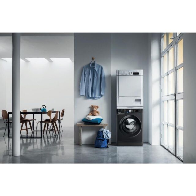 Indesit BWE 71452 K UK N Innex Washing Machine - Black