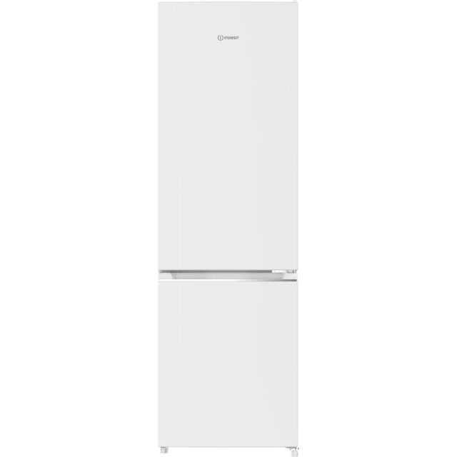 Indesit INKS 8261 W4UK Freestanding Fridge Freezer