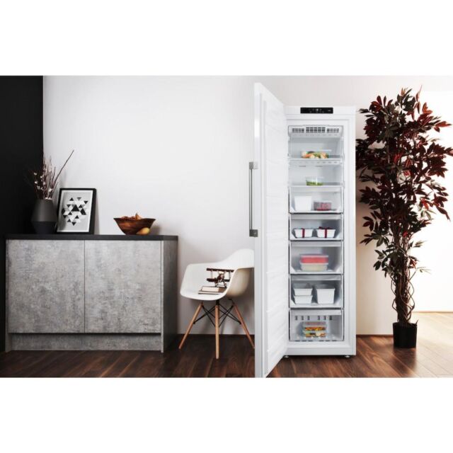 Hotpoint freestanding upright freezer: white