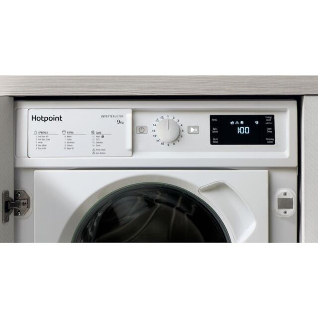 Hotpoint BI WMHG 91484 UK Integrated Washing Machine