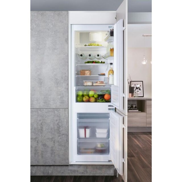 Hotpoint HMCB 70302 UK Low Frost Integrated Fridge Freezer