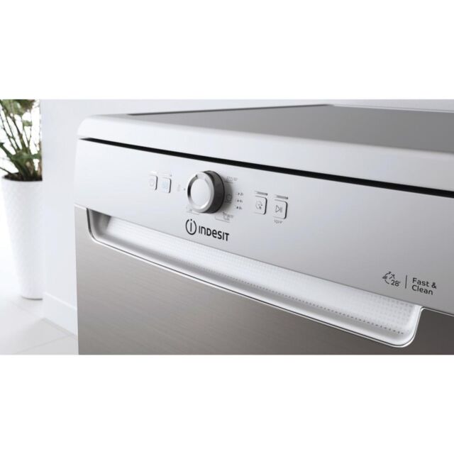 Indesit DFE 1B19 X UK Dishwasher - Silver