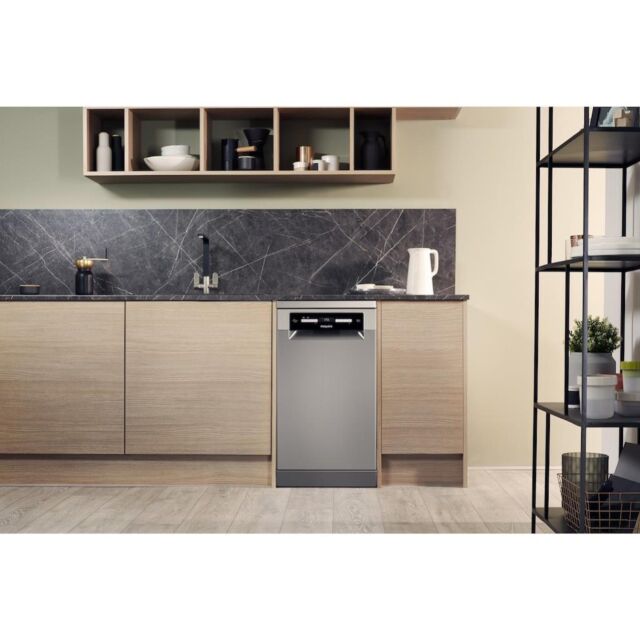 Hotpoint dishwasher: slim, inox