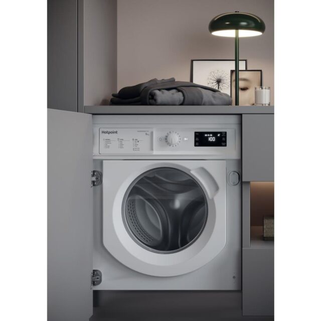 Hotpoint BI WMHG 91484 UK Integrated Washing Machine
