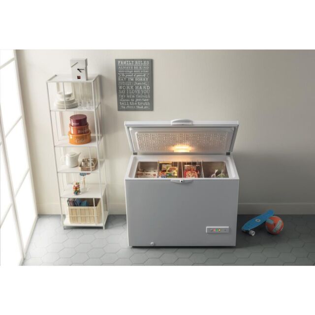 Indesit OS 1A 250 H2 1 Chest Freezer - White