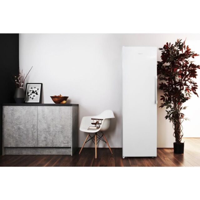 Hotpoint freestanding upright freezer: white