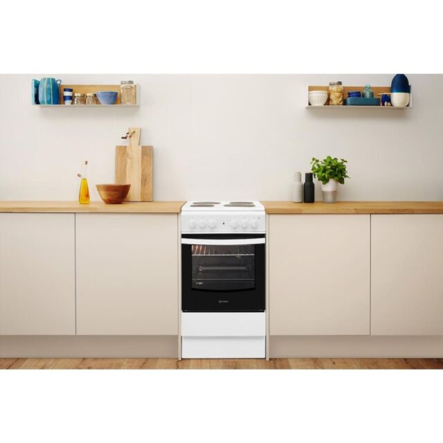 Indesit IS5E4KHW/UK Cooker - White