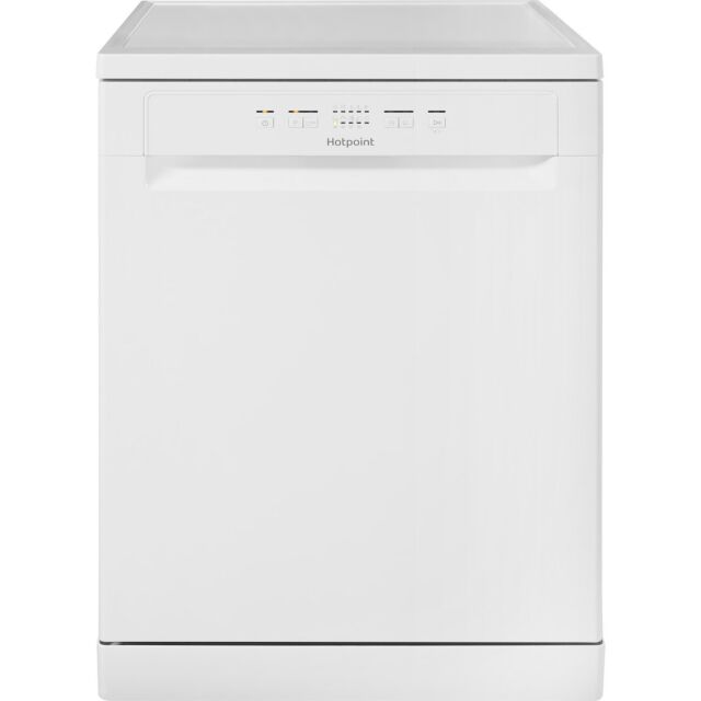 Hotpoint dishwasher: full size, white