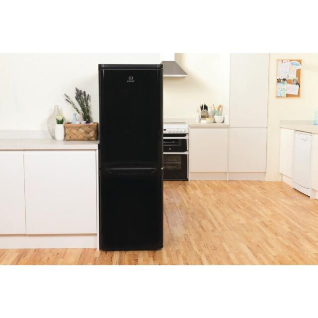 Indesit IBD5515B1 Freestanding Fridge Freezer - Black