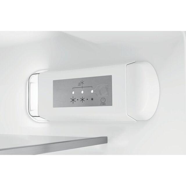 Hotpoint HBUL011.UK Undercounter Integrated Fridge