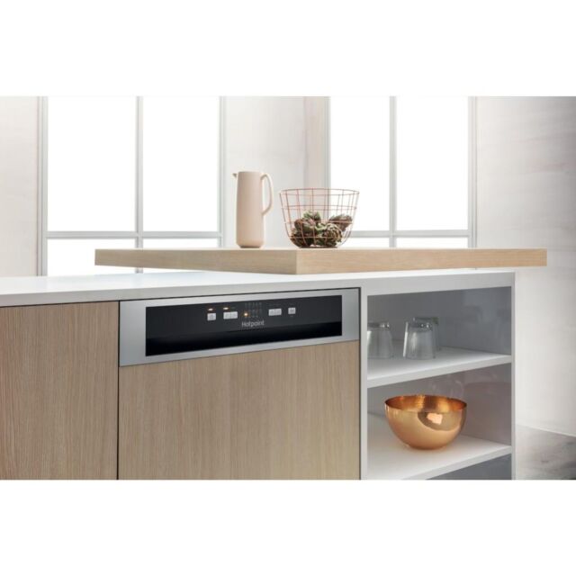 Hotpoint semi integrated dishwasher: full size, inox