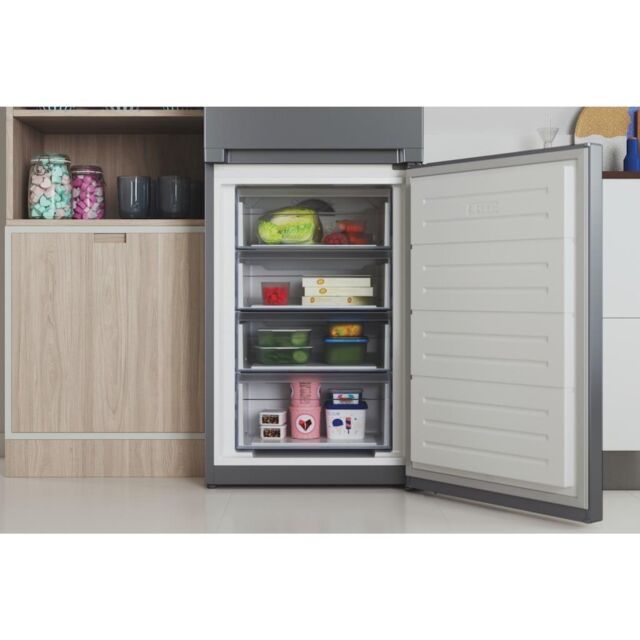 Indesit INFC850TI1S1 Freestanding Fridge Freezer - Silver