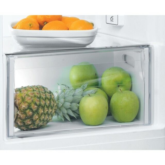 Whirlpool SW81QXRUK2 Freestanding Fridge