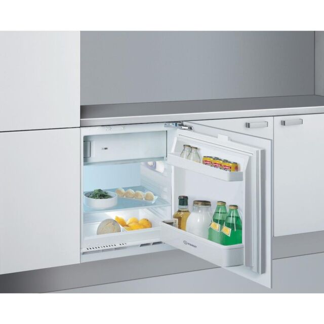 Indesit IF A1.UK 1 Integrated Fridge