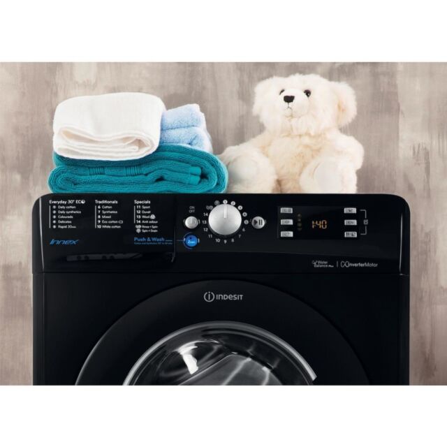 Indesit Freestanding front loading washing machine: 9kg