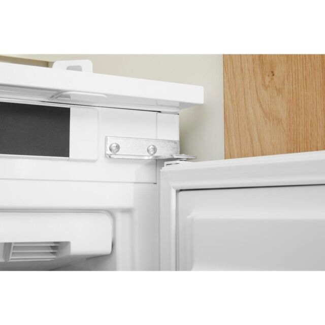Hotpoint HF 1801 E F1 UK Integrated Freezer