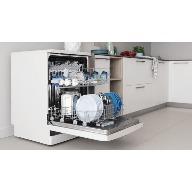 Indesit DFE 1B19 UK Dishwasher - White