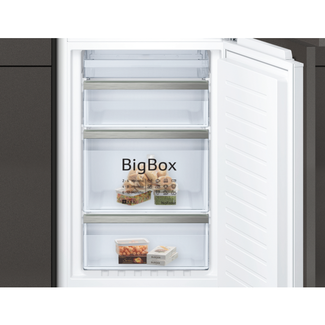 Neff KI7853DE0G, Built-in fridge-freezer with freezer at bottom