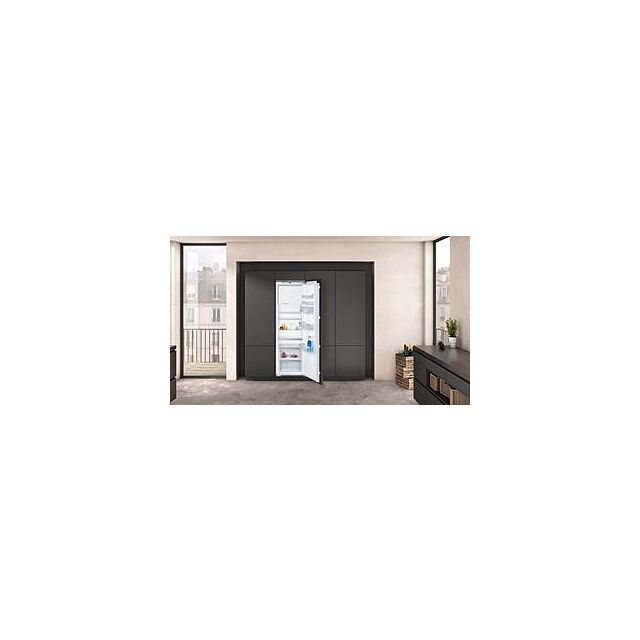 Neff KI2823FF0G, Built-in fridge with freezer section