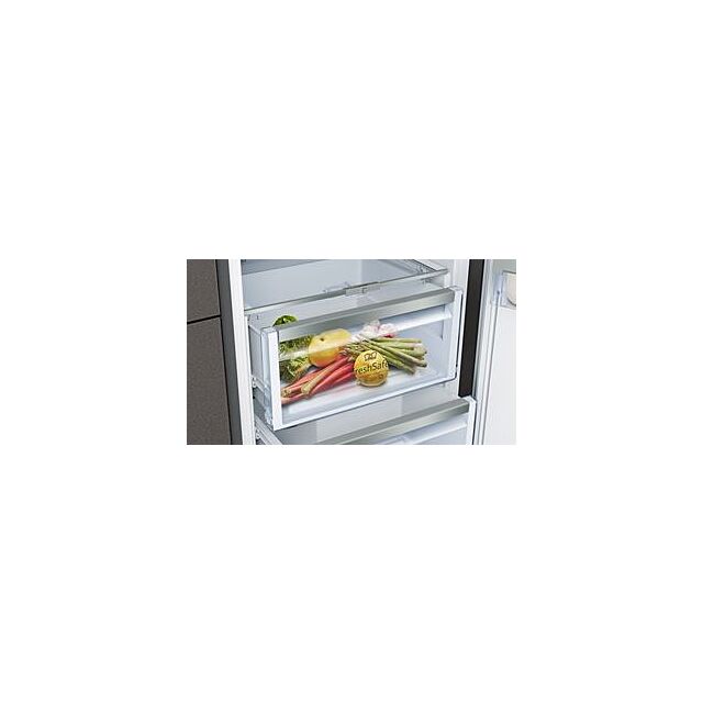 Neff KI2823FF0G, Built-in fridge with freezer section