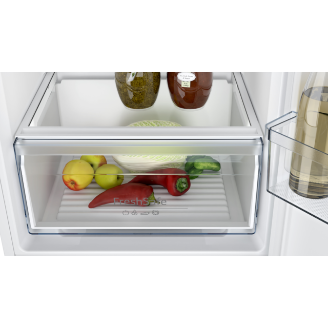 Neff KI7861SF0G, Built-in fridge-freezer with freezer at bottom