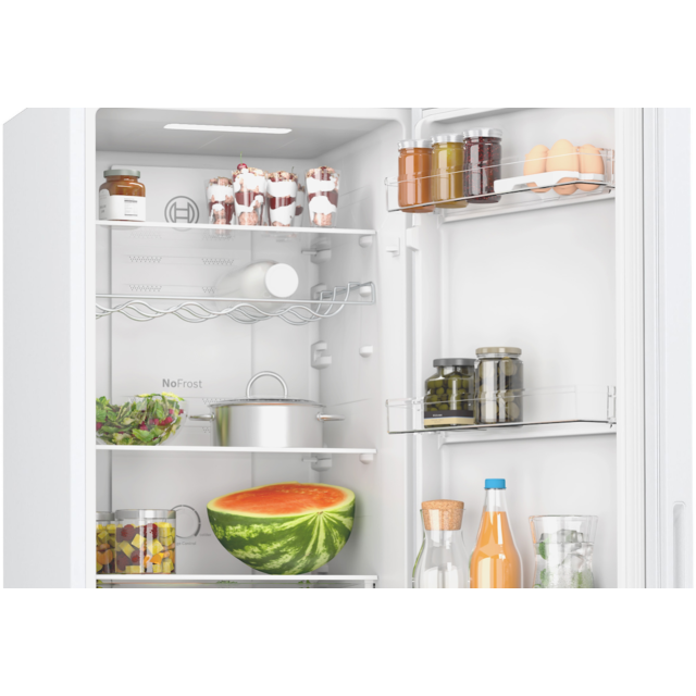 Bosch KGN27NWEAG, Free-standing fridge-freezer with freezer at bottom