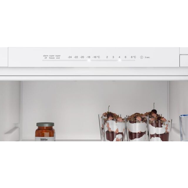 Bosch KIN96NSE0, built-in fridge-freezer with freezer at bottom