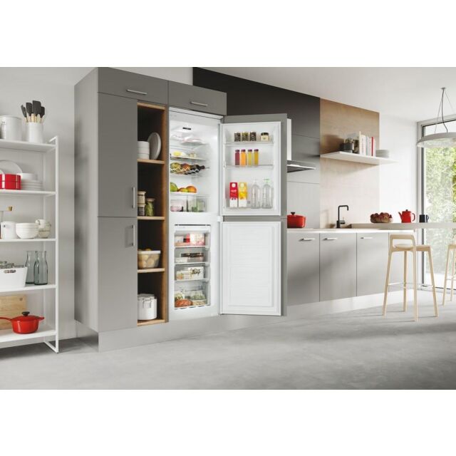 Hoover HOBES50N518FVK Built-In Fridge Freezer