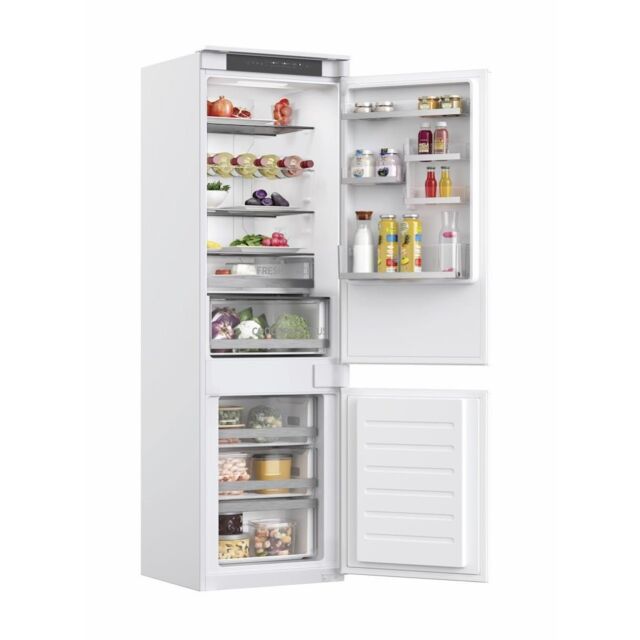 Hoover HFTNF5518EW Built-In Fridge Freezer