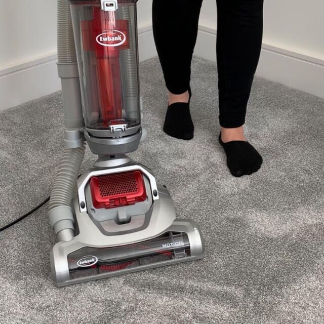 Ewbank EW3001 700W Bagless Pet Upright Vacuum - Silver/Red