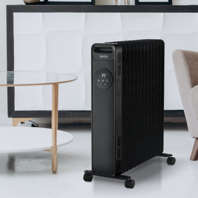 Igenix IG2626BL 2500W Digital Oil filled Radiator Black