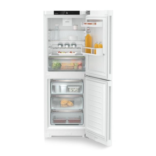 Liebherr CNd5023 Freestanding Fridge Freezer with EasyFresh and NoFrost