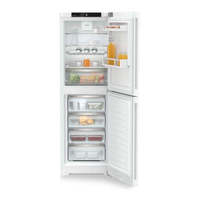 Liebherr CNd5224 Freestanding Fridge Freezer with EasyFresh and NoFrost