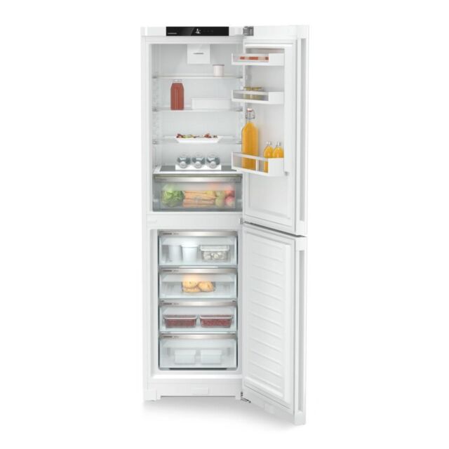 Liebherr CNd5704 Freestanding Fridge Freezer with EasyFresh and NoFrost