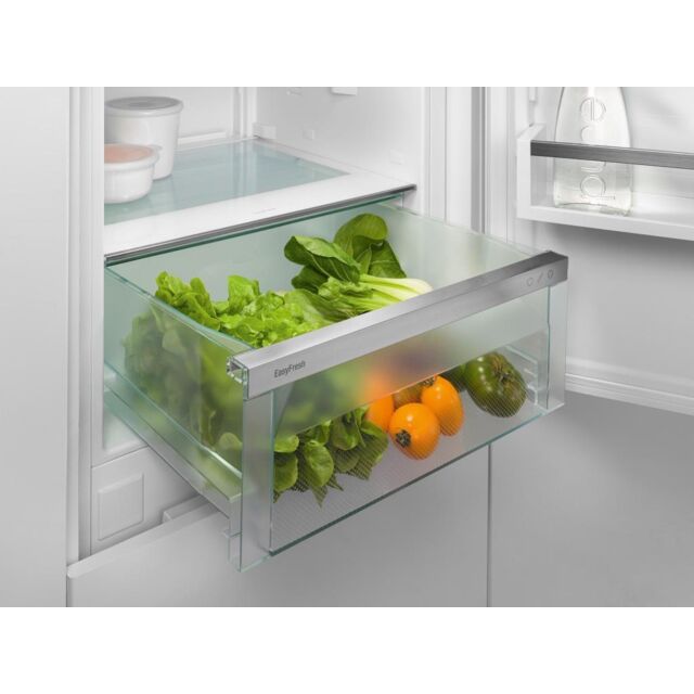 Liebherr ICNf5103 Fully Integrated Fridge Freezer