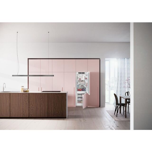 Liebherr ICNe5133 Fully Integrated Fridge Freezer