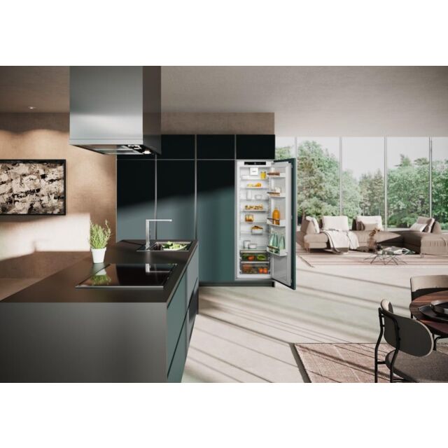 Liebherr IRe5100 Fully Integrated Larder Fridge