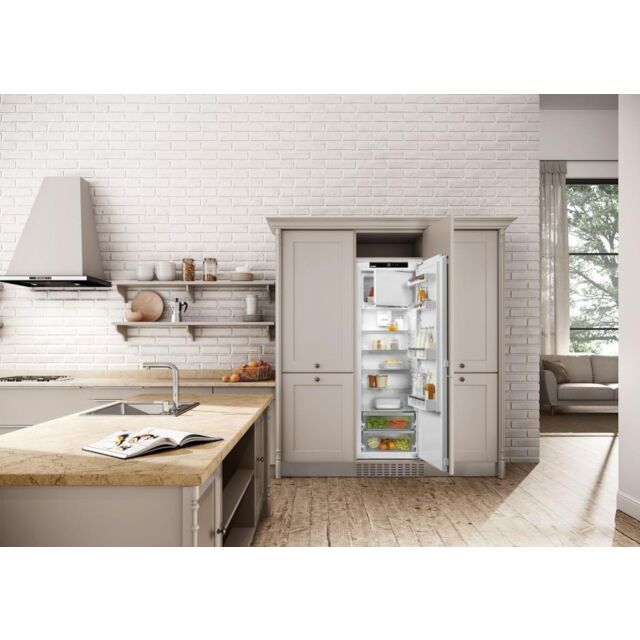 Liebherr IRf5101 Fully Integrated Fridge with Ice Box